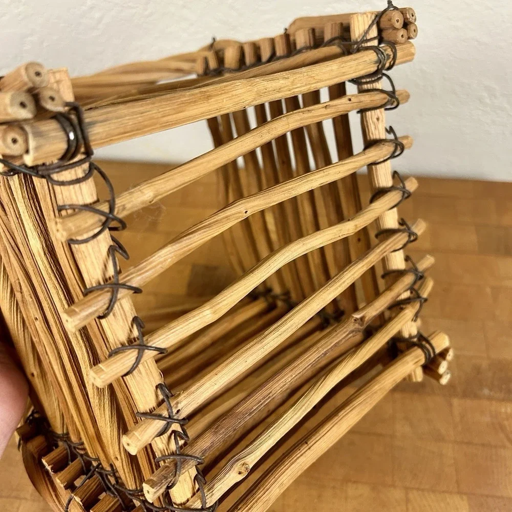 Vintage Adirondack Log Cabin Style Stick Basket Caddy Primitive Cottagecore 90s